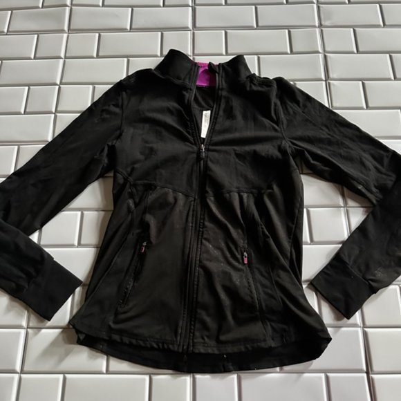 Kyodan Black zip-up - Picture 7 of 7